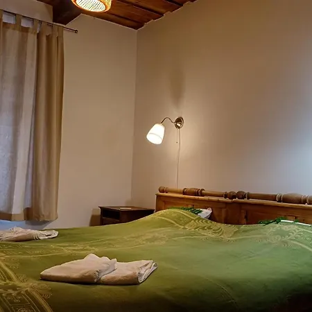 Karadi Vendeghaz Maison d'hôtes *