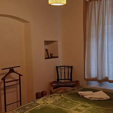 Karádi Affittacamere