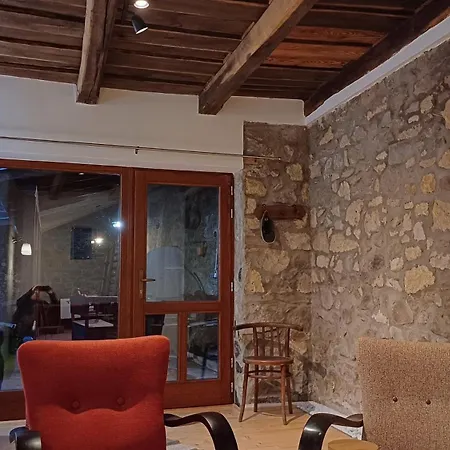 Gasthof Karadi Vendeghaz *