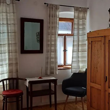 Karadi Vendeghaz Maison d'hôtes Háromhuta