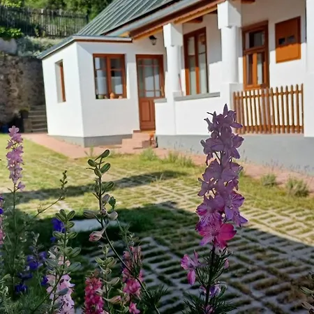 Karadi Vendeghaz Maison d'hôtes *